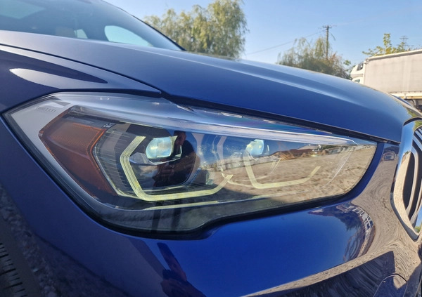 BMW X1 cena 124107 przebieg: 77123, rok produkcji 2020 z Jedlicze małe 277